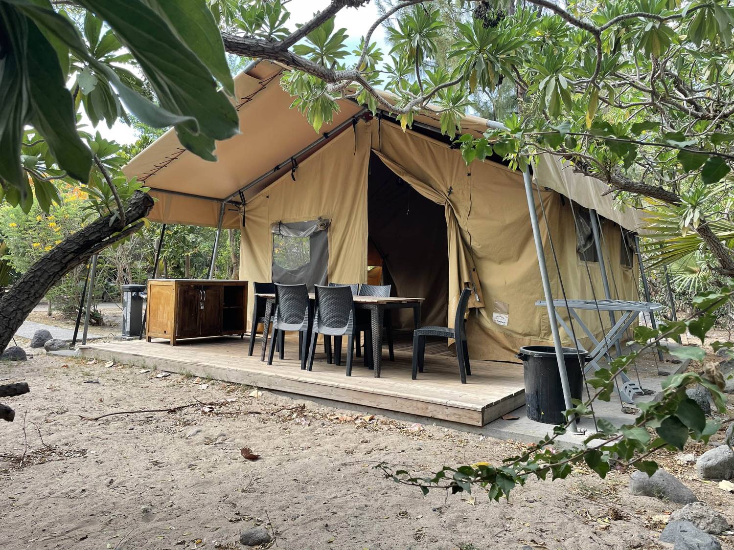 Camping de l'Hermitage - tente safari - ile de La Réunion